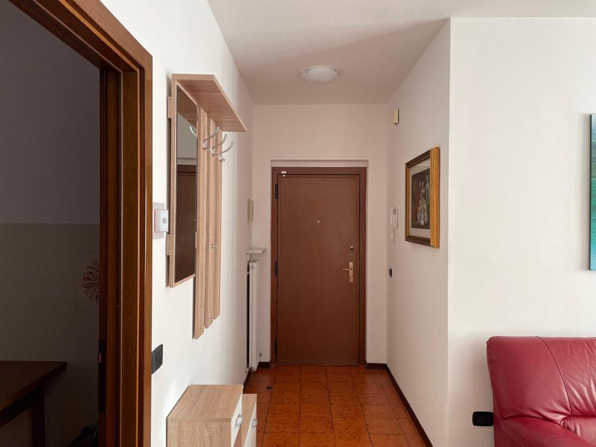 Appartamento Spazioso Con 3 Camere Da Letto Riva del Garda Exterior photo