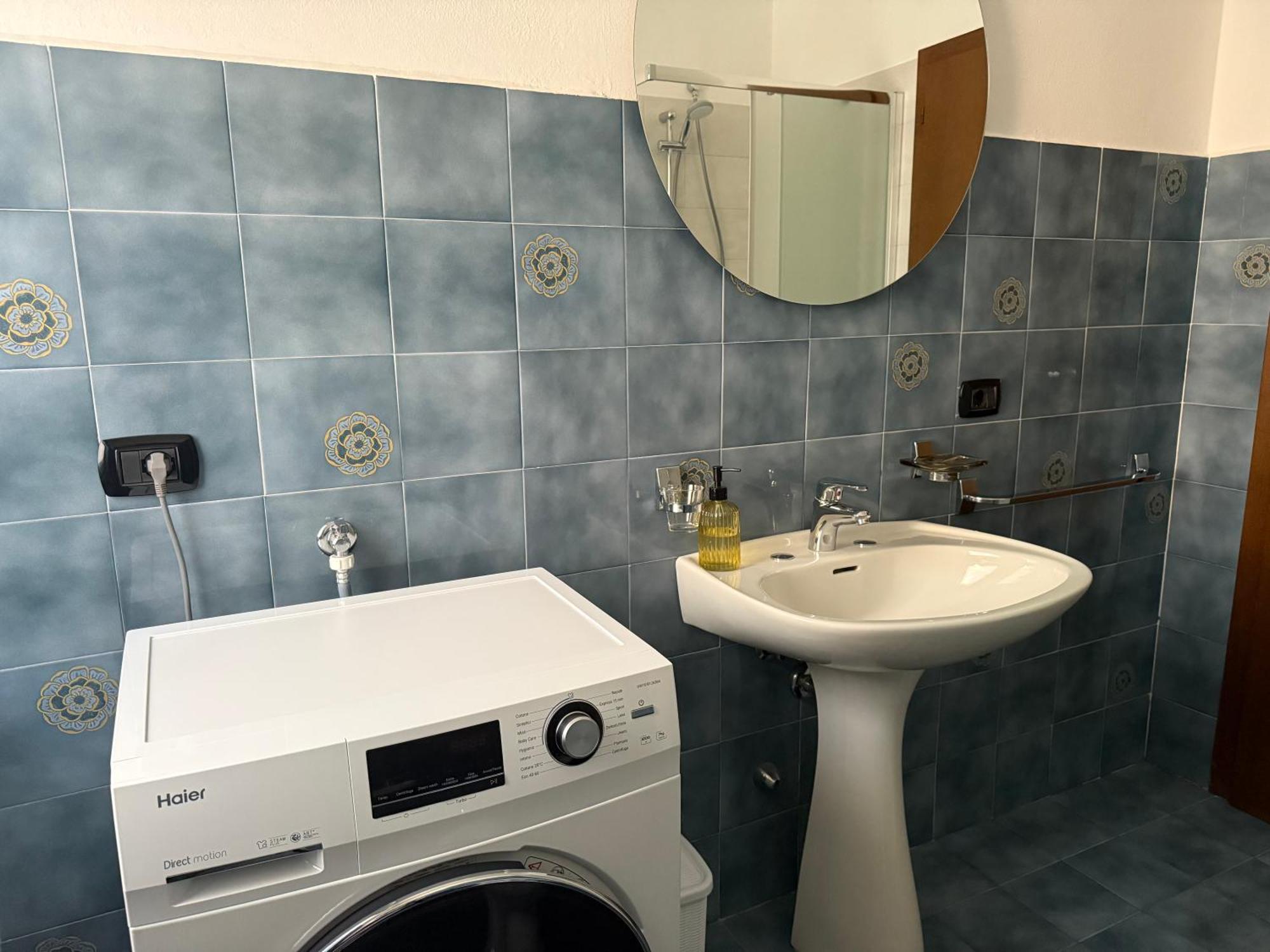 Appartamento Spazioso Con 3 Camere Da Letto Riva del Garda Exterior photo